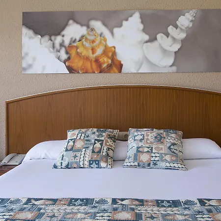 Ξενοδοχείο Ght Oasis Park & 4*
