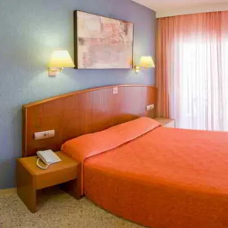 מלון Ght Oasis Park & 4*
