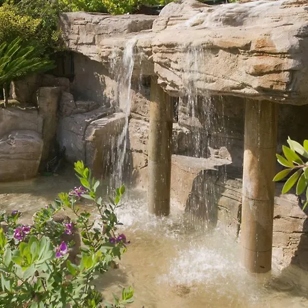 Ght Oasis Park & Λορέτ Ντε Μαρ