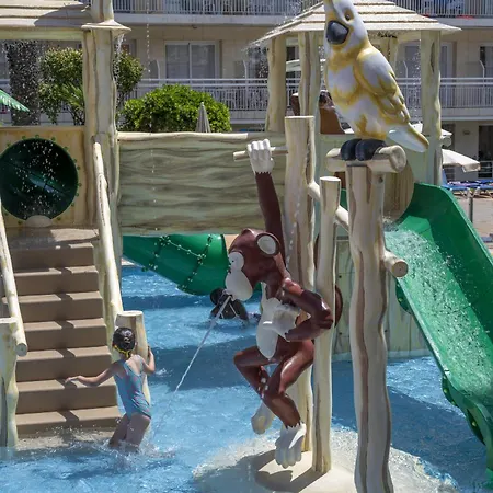Ξενοδοχείο Ght Oasis Park & 4*