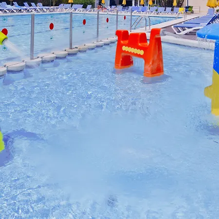 Ght Oasis Park & Hotel 4*