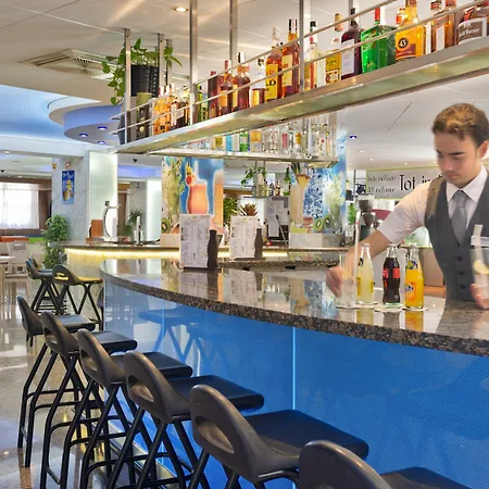 Ght Oasis Park & リョレート・デ・マル